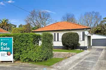 14 Clapham Place, Whanganui East