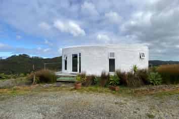 357A  Govan Wilson Road , Matakana