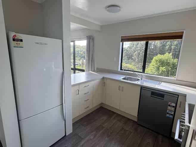64d Balfour Street, Mornington