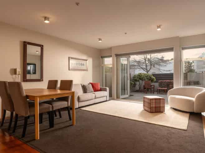 5/6 Harts Creek Lane, Northwood
