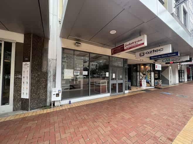 Courtenay Place Retail