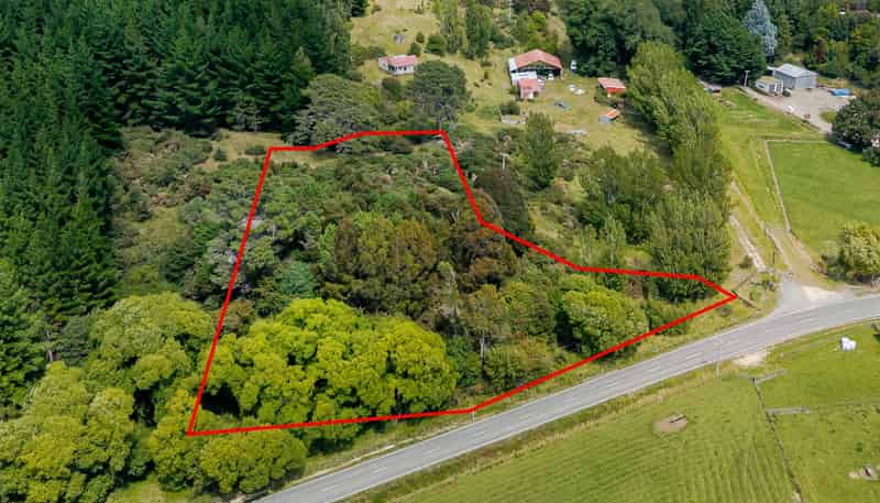 Lot 1,4107 Masterton Castlepoint Road, Tinui