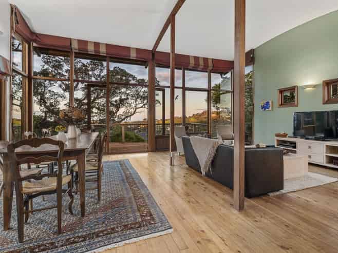 46 Tiri View Road, Palm Beach