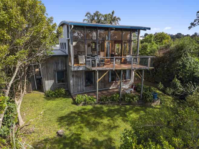 46 Tiri View Road, Palm Beach
