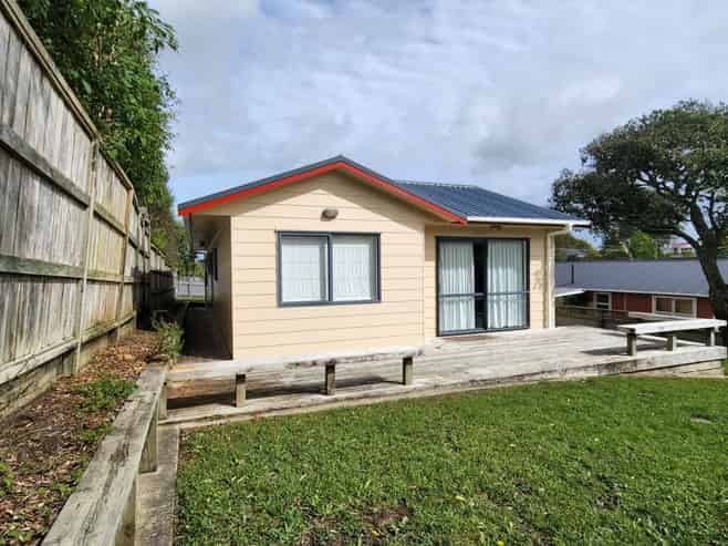 26 Puriri Street, Helensville