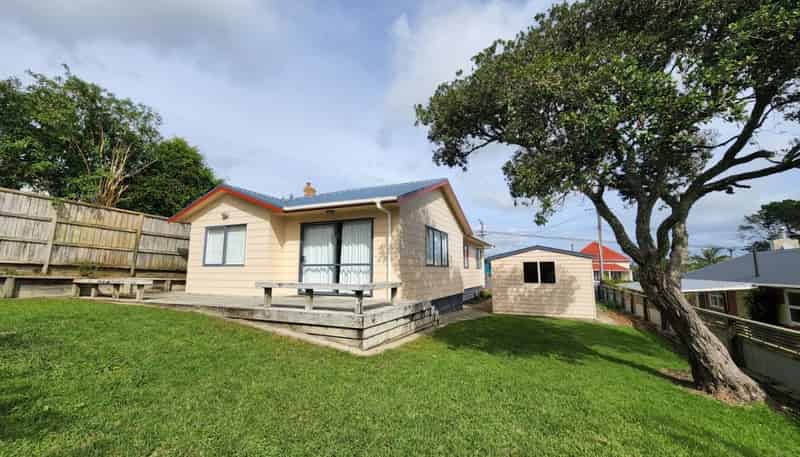 26 Puriri Street, Helensville