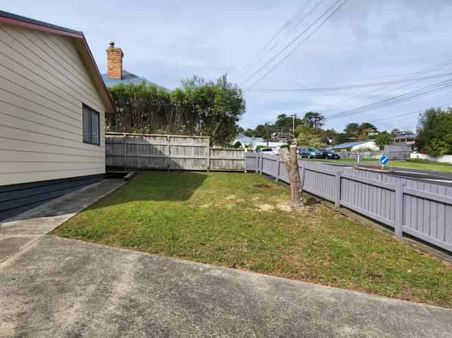 26 Puriri Street, Helensville