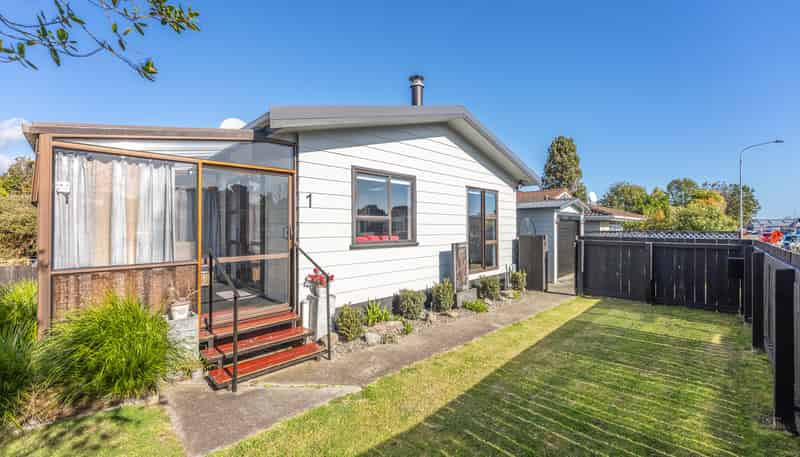 14 Hurley Road, Paraparaumu Beach