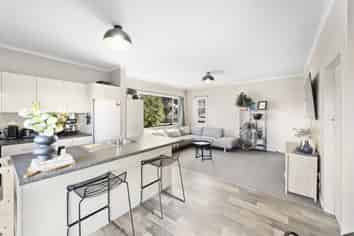 166 Charlton Road, Upper Charlton