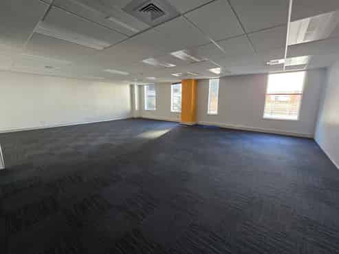 Modern Level 2 Newmarket Office
