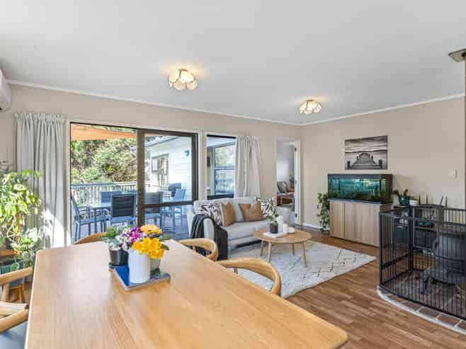 10A Stillwater Crescent, Stillwater