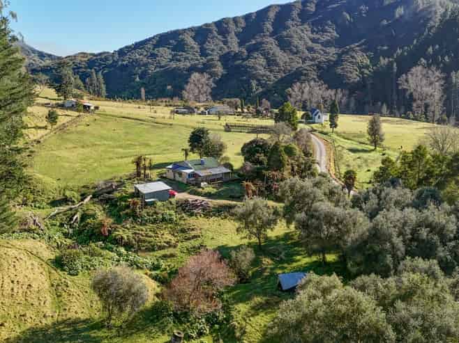 217 Taumatatahi Road, Ngamatapouri