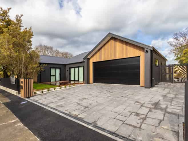 42A Batt Street, West End