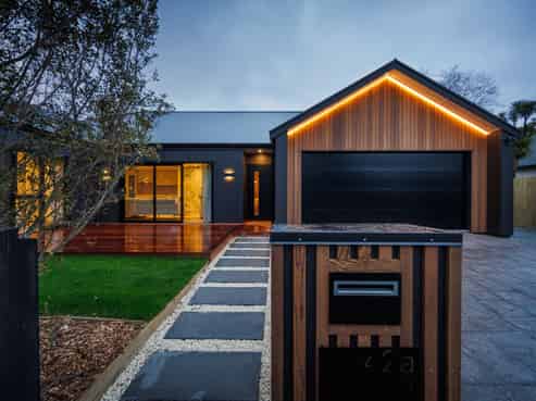 42A Batt Street, West End