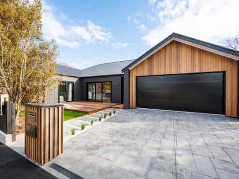 42A Batt Street, West End