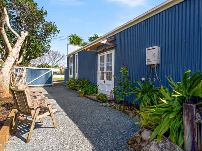 6 Domain Road, Onerahi