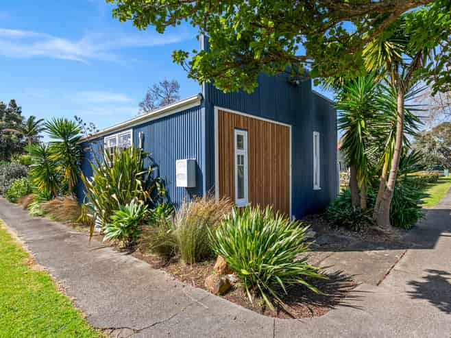 6 Domain Road, Onerahi