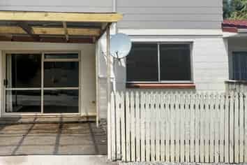17E Surrey Road, Springvale