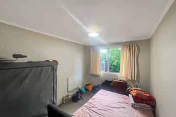 17E Surrey Road, Springvale