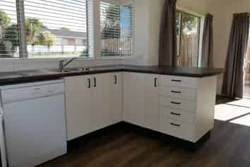 3 Beachwater Gr, Paraparaumu Beach