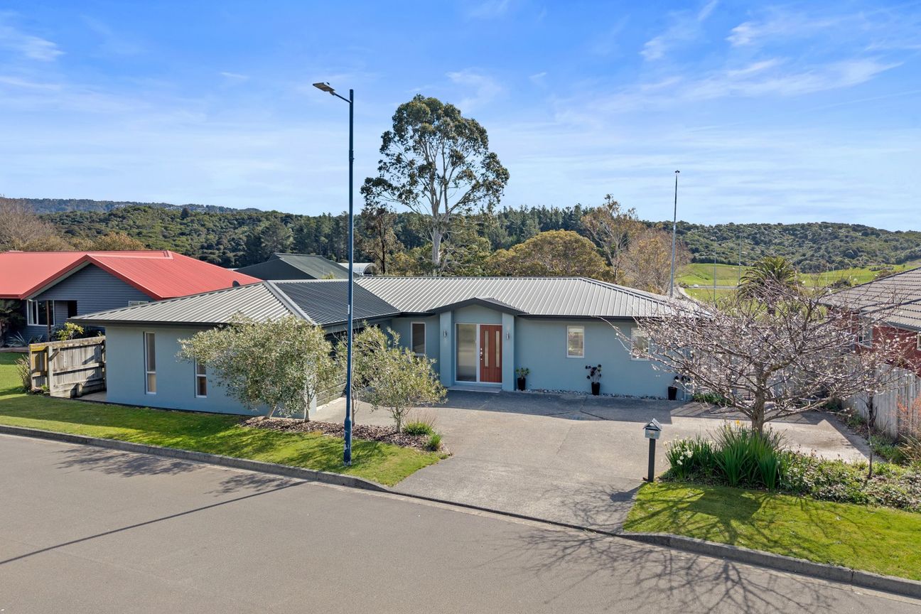 New Price, Outstanding Opportunity - Vista 2