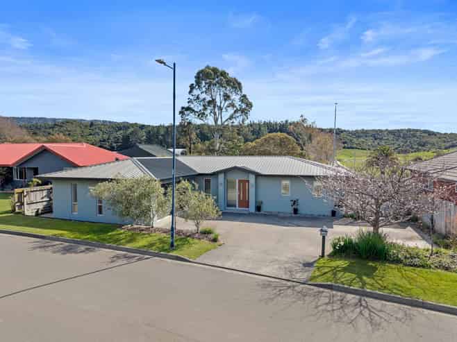 4 Weka Place, Picton