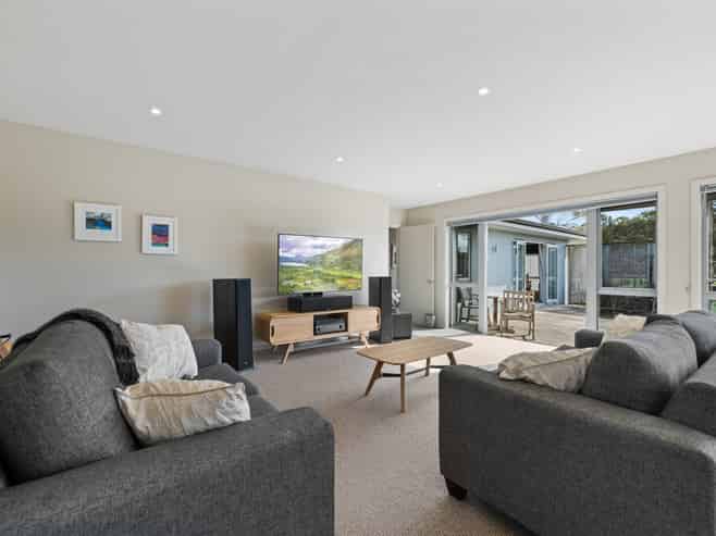 4 Weka Place, Picton