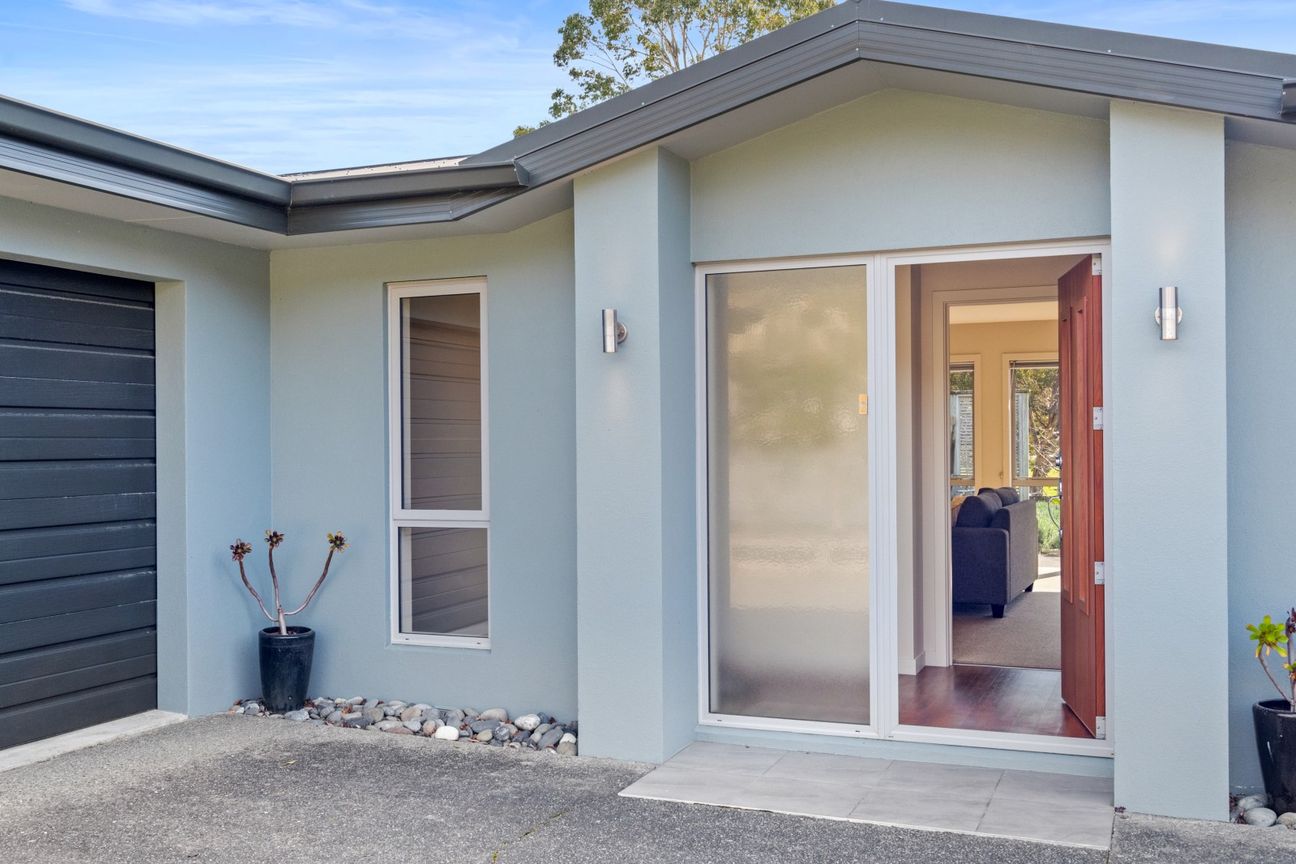 New Price, Outstanding Opportunity - Vista 5