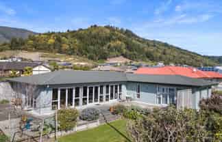 4 Weka Place, Picton