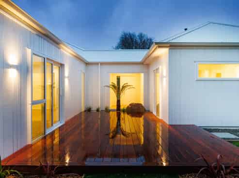 42B Batt Street, West End