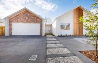 42B Batt Street, West End