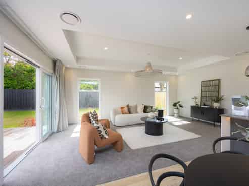 42B Batt Street, West End