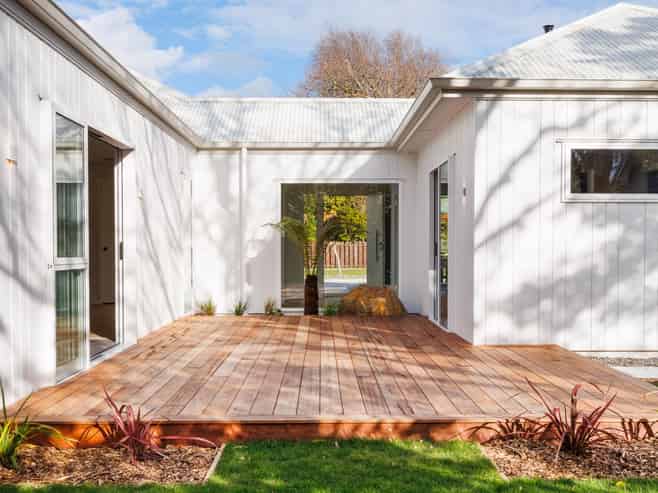 42B Batt Street, West End