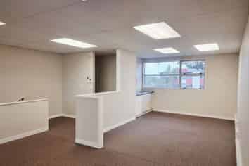 PRACTICAL AIRPORT OFFICE SPACE
