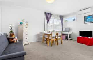 3/27 Cardwell Street, Onehunga