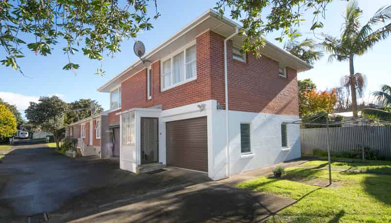 3/27 Cardwell Street, Onehunga