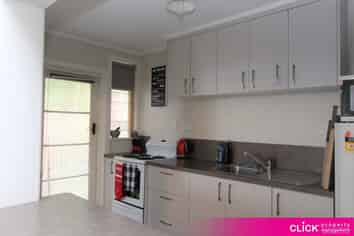 2/2 Royal Terrace, Dunedin Central