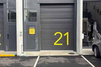 Versatile Westgate Unit with Mezzanine 