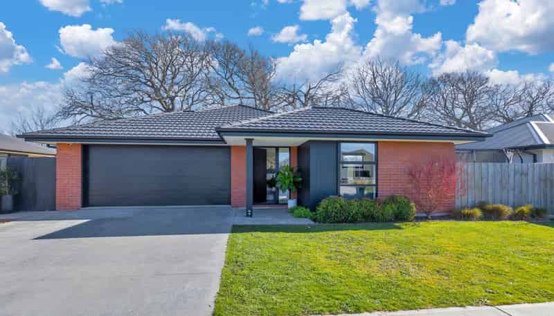 63 Quinn Crescent, Ravenswood