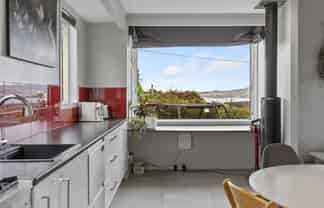 2/34 Puriri Street, Hilltop