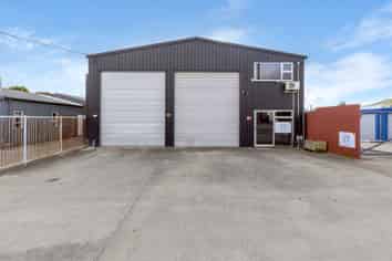 Prime Commercial Opportunity - Workshop & Office