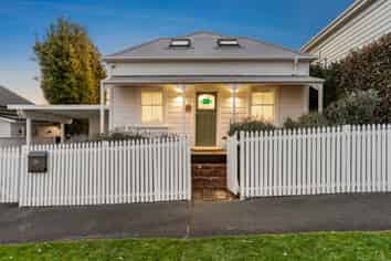 19 Bayfield Road, Herne Bay