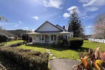 468  Pine Valley Road , Dairy Flat
