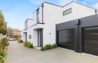 2/10 Bishop Street, Saint Albans