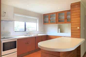 73 Gracechurch Drive, Flat Bush