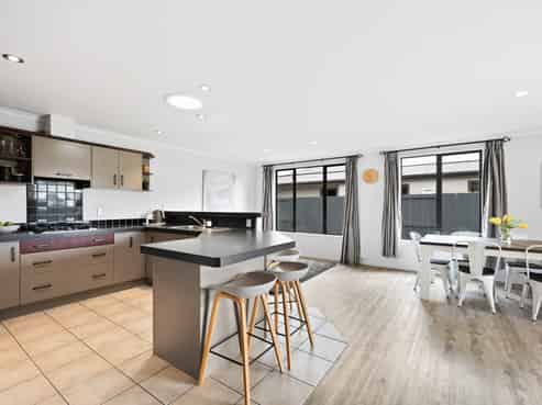 6 Acton Vale, Rototuna