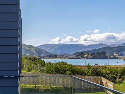 8 Tradewinds Drive, Whitby