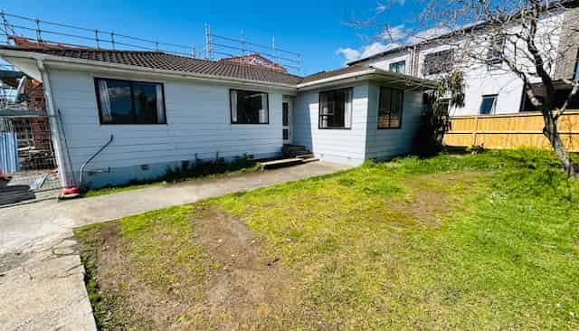 14 Armada Drive, Ranui