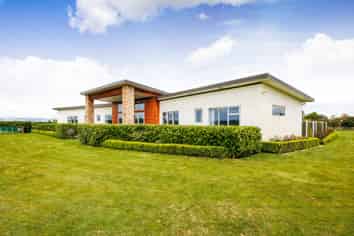 171 Oroua Road, Kairanga
