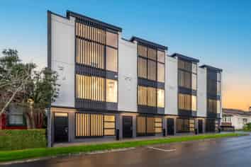 7/4 Patey Street, Remuera